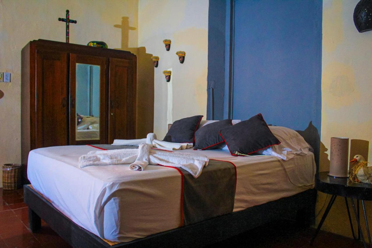 Casa Aluxes Hotel Valladolid Kültér fotó