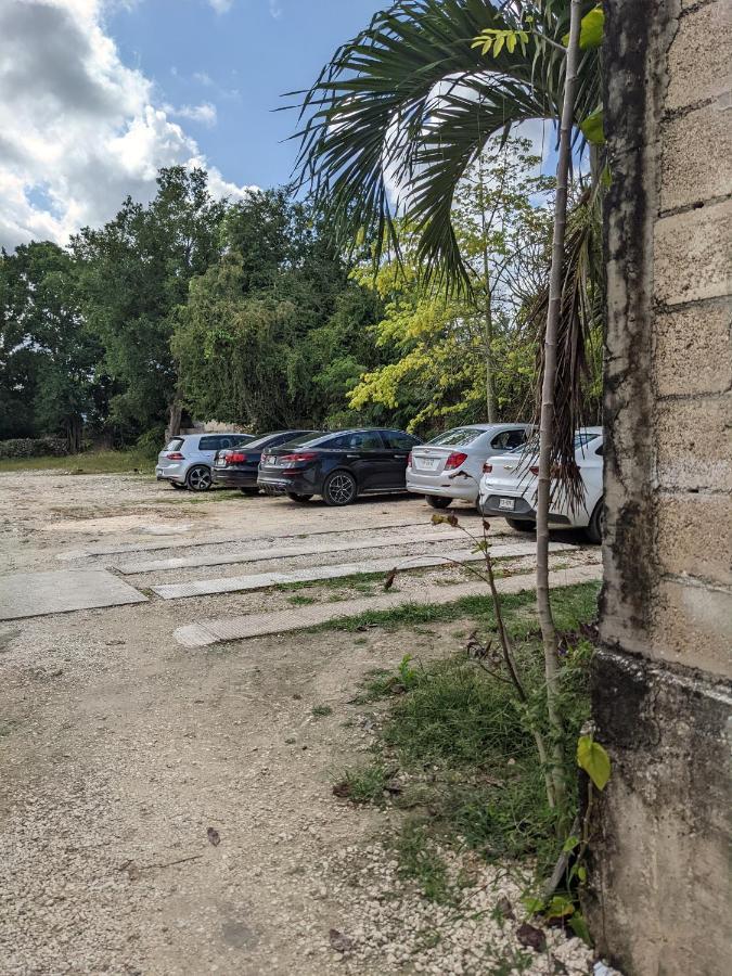 Casa Aluxes Hotel Valladolid Kültér fotó
